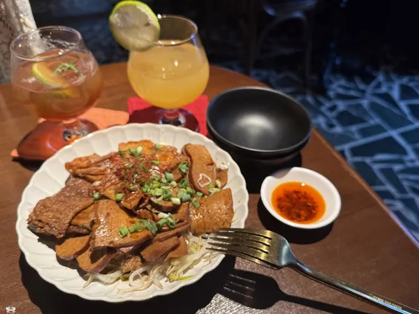 澗面小酒館 Bar & Cafe 照片 2