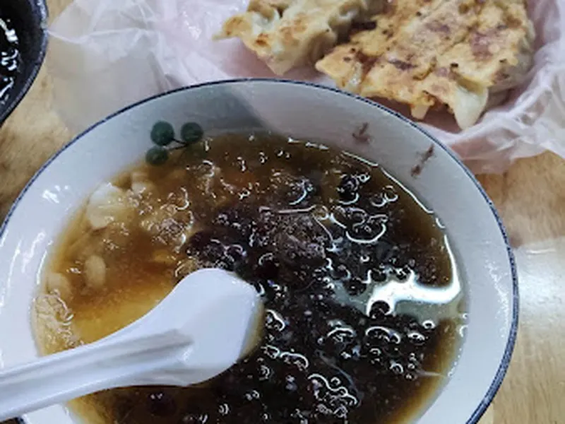 鍋雞（鍋貼、雞排、豆花、冷飲） 照片 5