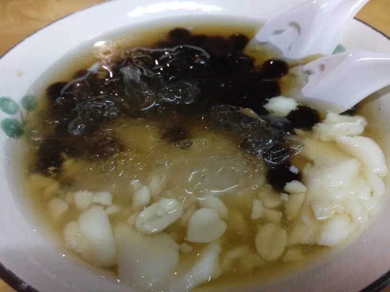 鍋雞（鍋貼、雞排、豆花、冷飲） 照片 9