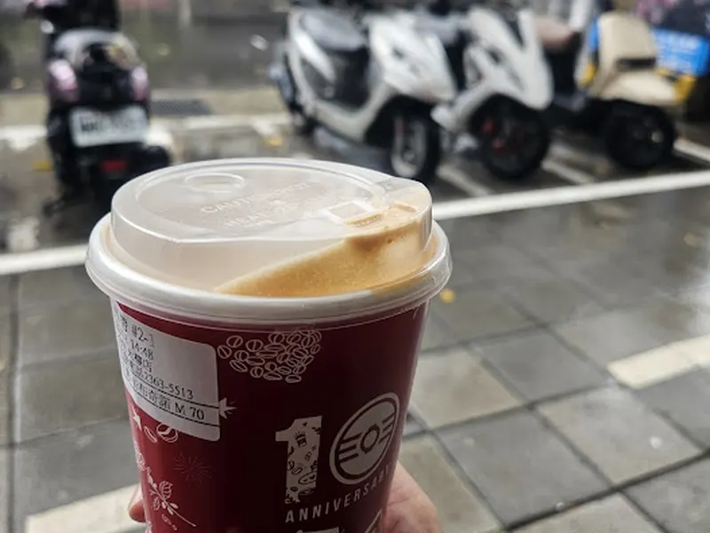TWO SHOTS 台電大樓店 照片 4