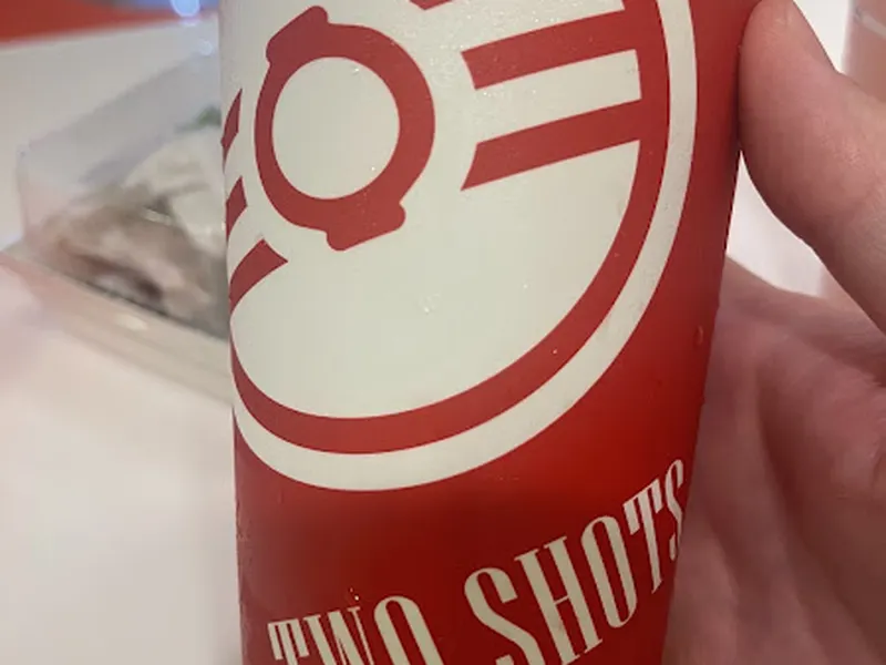 TWO SHOTS 台電大樓店 照片 7