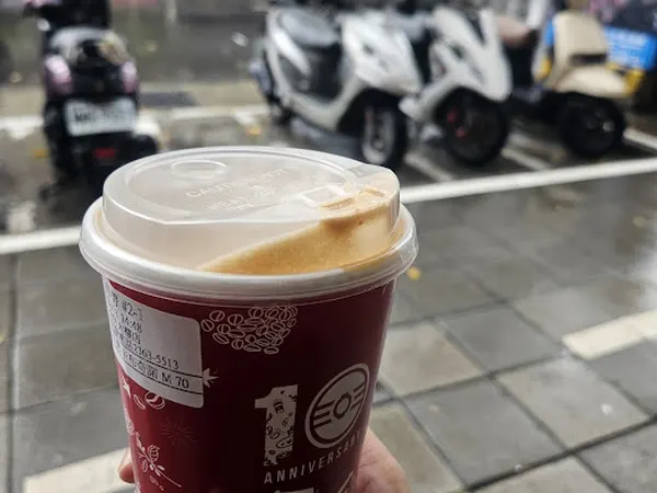 TWO SHOTS 台電大樓店 照片 2