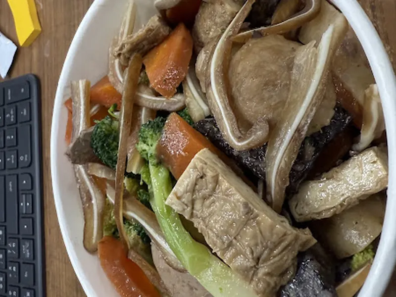 ト乘輕食滷味 新生南店 照片 4