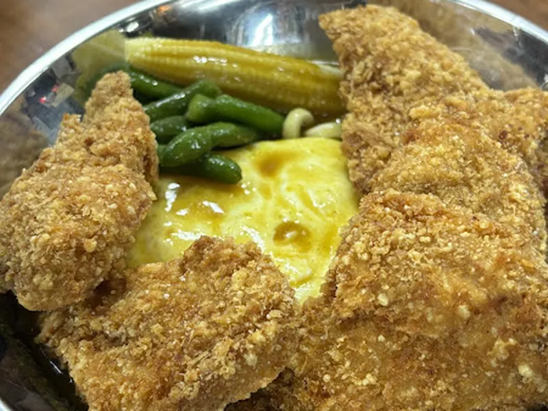 三時午咖哩屋 照片 8