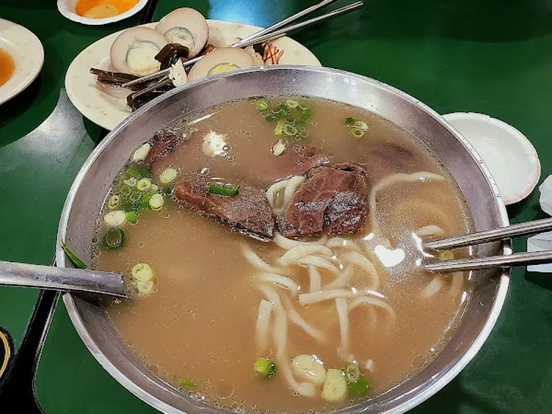 大聲公 台大牛肉麵店 照片 8