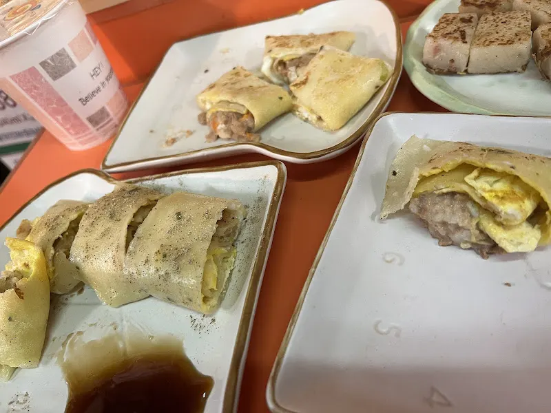 秋奶奶早餐店(肉蛋吐司、鮪魚蛋餅、期間限定草莓三明治，忙碌時無法接聽電話請見諒) 照片 4