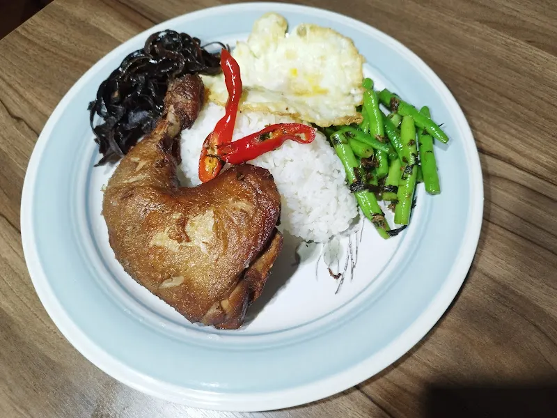 鼎豐加熱滷味公館店 照片 2